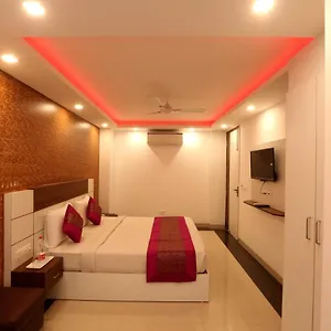 Hotel Ark Wood, New Delhi